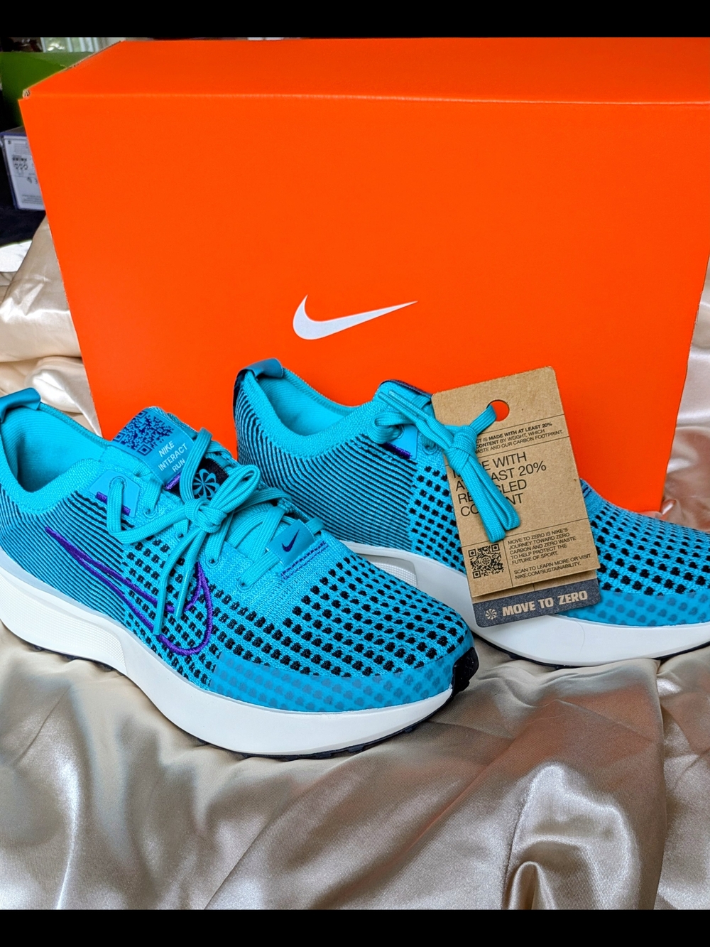 Nike Interact Run Training Sneakers; BNIB size 8.5